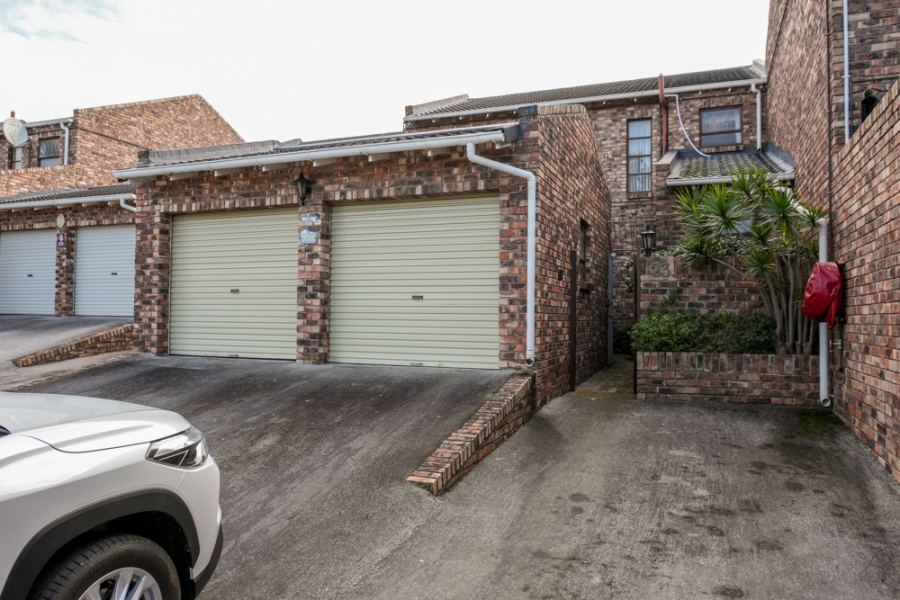 3 Bedroom Property for Sale in Humewood Eastern Cape